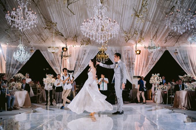 Ck & Quennezy - Bali Wedding by Tea Rose Wedding Designer - 030 Ck & Quennezy - Bali Wedding by Tea Rose Wedding Designer - 030