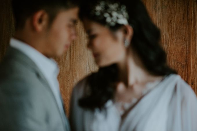 Clement & Leoni Cliff Side Wedding in Uluwatu by Khayangan Estate - 039 Clement & Leoni Cliff Side Wedding in Uluwatu by Khayangan Estate - 039