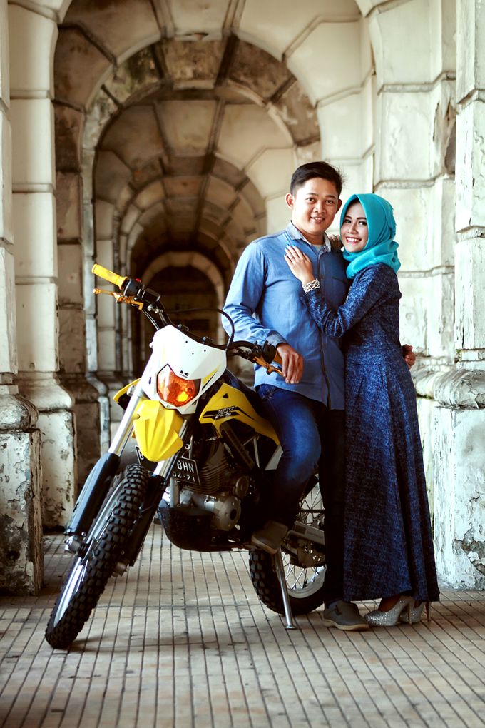Cassual Prewedding Mahmud & Rubhie . by oneclick.photo - 005 Cassual Prewedding Mahmud & Rubhie . by oneclick.photo - 005