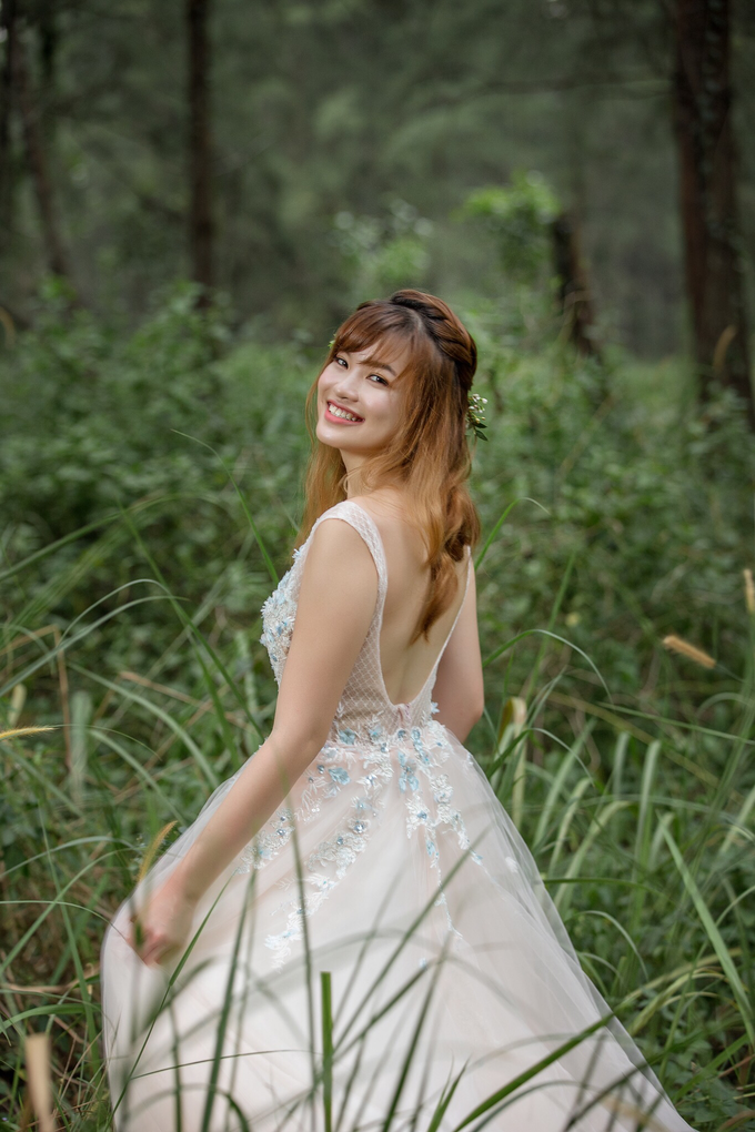 Minni outdoor shoot by Cocoon makeup and hair - 023 Minni outdoor shoot by Cocoon makeup and hair - 023