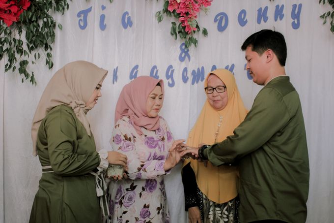 The Engagement of Denny & Tia by Fazz Project - 001