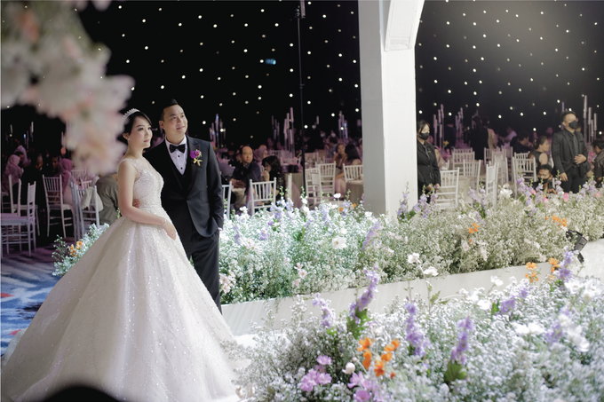 Andre & Karin Wedding Decoration at Pullman by Valentine Wedding Decoration - 015 Andre & Karin Wedding Decoration at Pullman by Valentine Wedding Decoration - 015