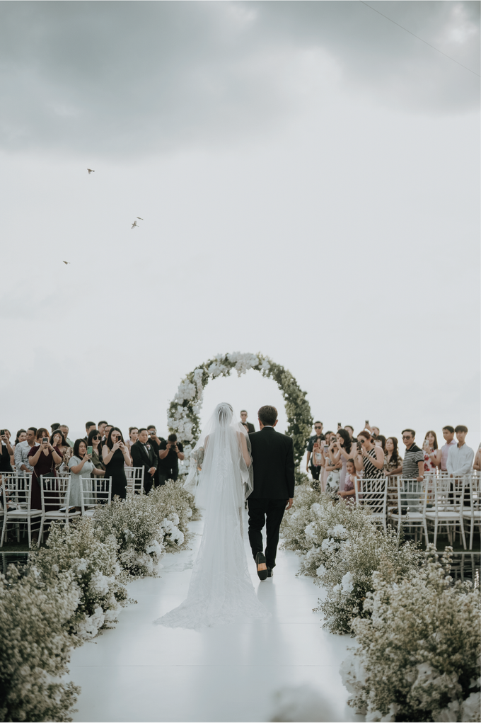 Aldridge & Siska Wedding Decoration at Phalosa Bali Villa by Bali Pyro - 004 Aldridge & Siska Wedding Decoration at Phalosa Bali Villa by Bali Pyro - 004