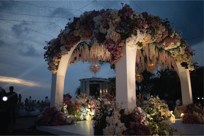 Aldridge & Siska Wedding Decoration at Phalosa Bali Villa by Bali Pyro - 025 Aldridge & Siska Wedding Decoration at Phalosa Bali Villa by Bali Pyro - 025