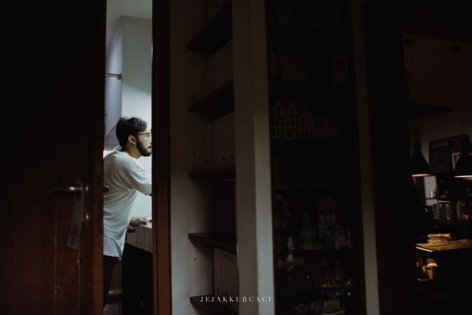 Suatu Pagi Bersama Musik dan Teh by Jejakurcaci - 010 Suatu Pagi Bersama Musik dan Teh by Jejakurcaci - 010