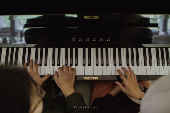 Suatu Pagi Bersama Musik dan Teh by Jejakurcaci - 034 Suatu Pagi Bersama Musik dan Teh by Jejakurcaci - 034