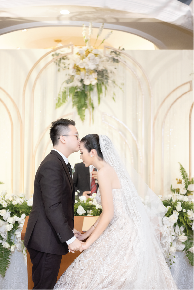 Hendy & Nathalia Wedding Decoration by Valentine Wedding Decoration - 004 Hendy & Nathalia Wedding Decoration by Valentine Wedding Decoration - 004