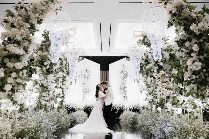 The wedding decoration of Kevin & Mitha by W Decoration - 007 The wedding decoration of Kevin & Mitha by W Decoration - 007