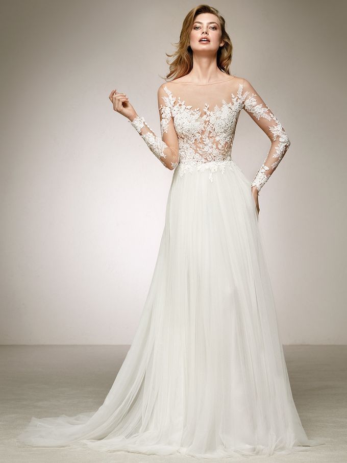 Pronovias by DESIGNER BRIDAL ROOM - 041 Pronovias by DESIGNER BRIDAL ROOM - 041