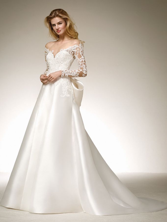 Pronovias by DESIGNER BRIDAL ROOM - 039 Pronovias by DESIGNER BRIDAL ROOM - 039