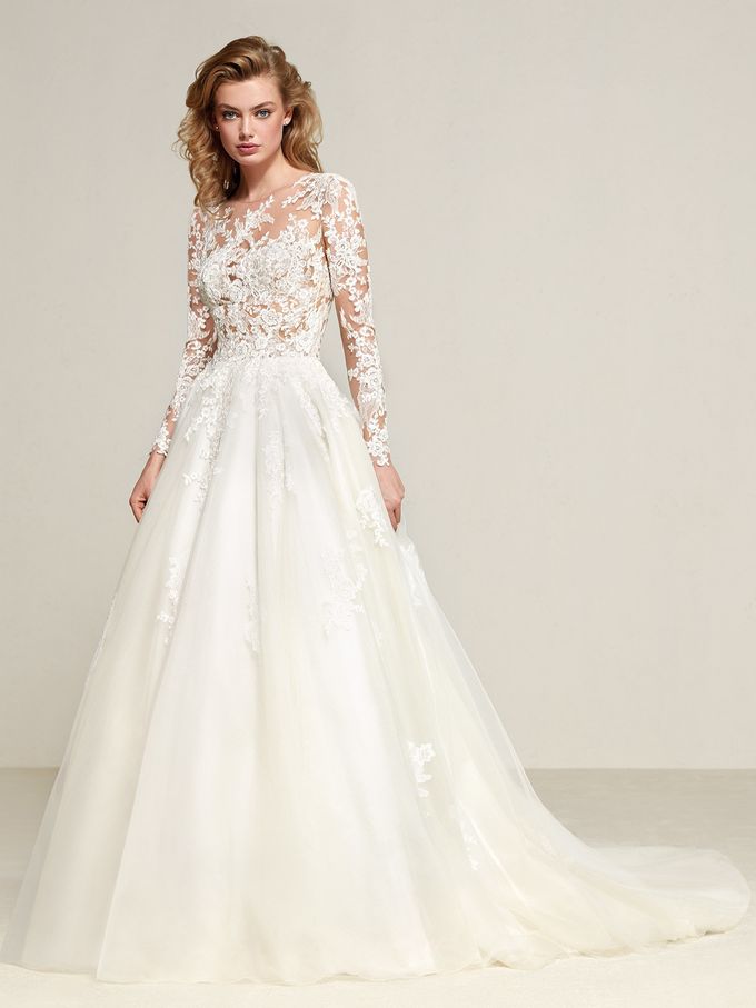 Pronovias by DESIGNER BRIDAL ROOM - 036 Pronovias by DESIGNER BRIDAL ROOM - 036