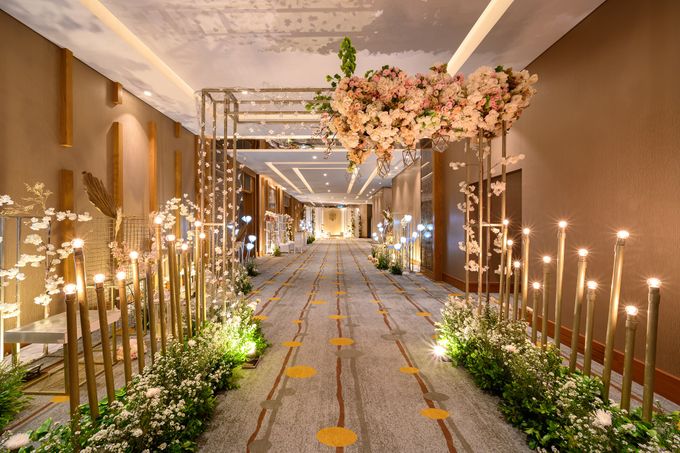 Chinese Wedding at Holiday Inn & Suites Jakarta Gajah Mada by Holiday Inn & Suites Jakarta Gajah Mada - 032 Chinese Wedding at Holiday Inn & Suites Jakarta Gajah Mada by Holiday Inn & Suites Jakarta Gajah Mada - 032