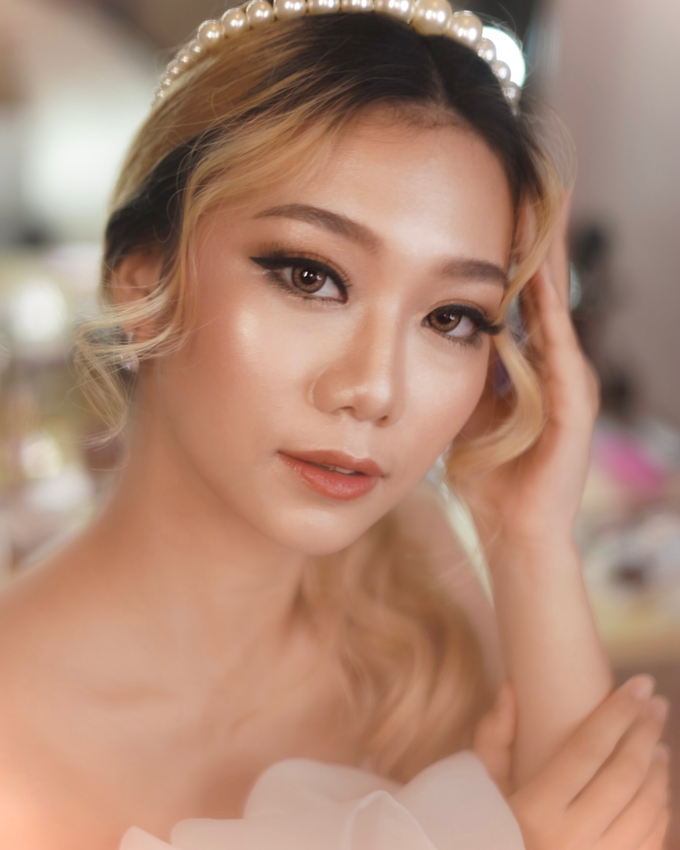 Glass Skin Makeup by CV Makeupartist by Claudia Vanessa - 003 Glass Skin Makeup by CV Makeupartist by Claudia Vanessa - 003
