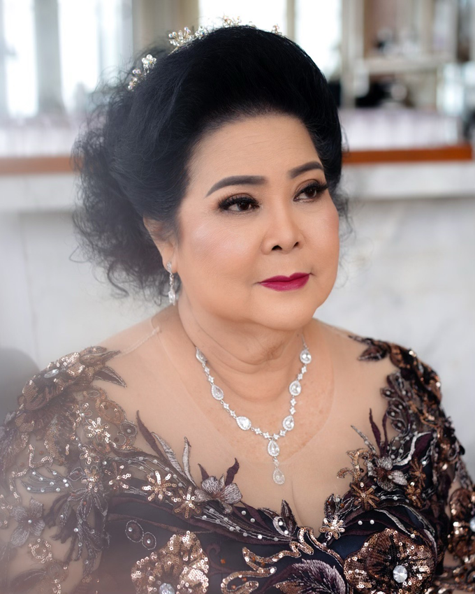 Mother of Bride by CV Makeupartist by Claudia Vanessa - 015