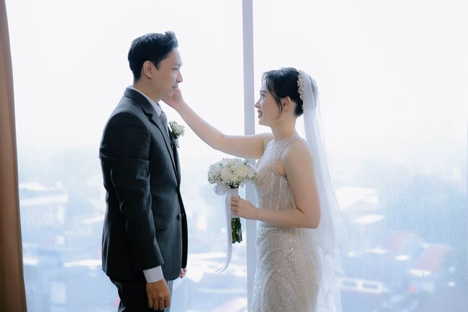 The Wedding of Erika & Ryan by B Bride - 002