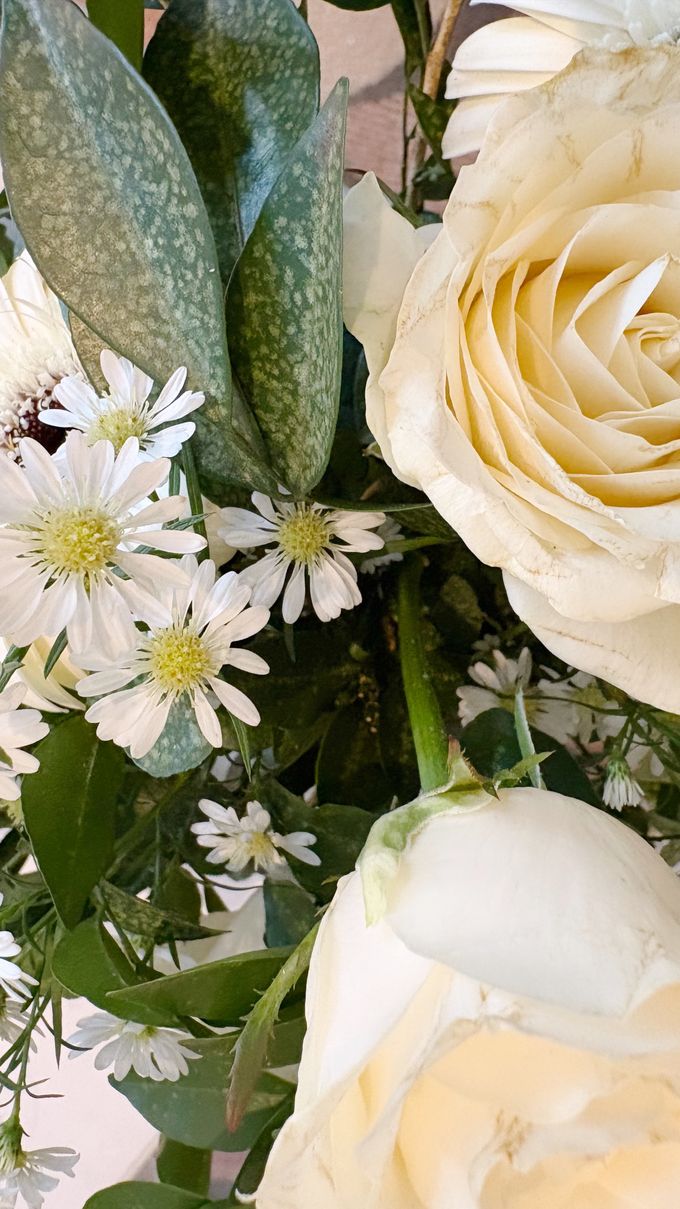Flowery Backdrop Decoration by Pampas home co - 007