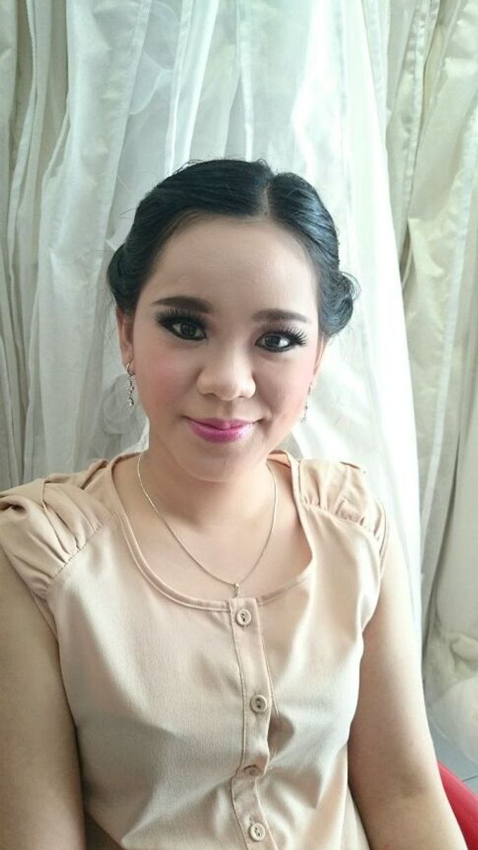 family bride make up by RZKA make-up - 011