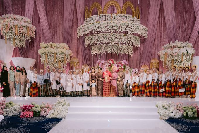 Wedding Desi & Hafiz by THE TRIBRATA, HOTEL & CONVENTION CENTER - 006