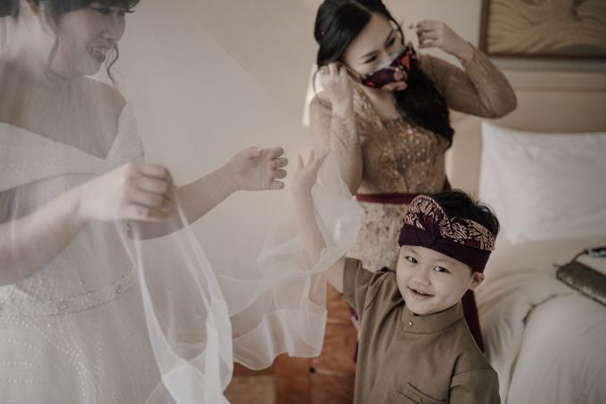 Adeline & Daniel Wedding at Mulia Resorts & Villas Bali by AKSA Creative - 025 Adeline & Daniel Wedding at Mulia Resorts & Villas Bali by AKSA Creative - 025
