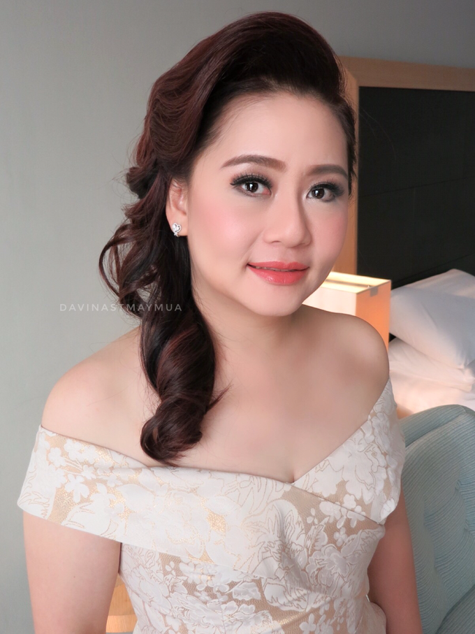 Sister Of Bride By Davina St May Hair And Makeup Bridestory Com