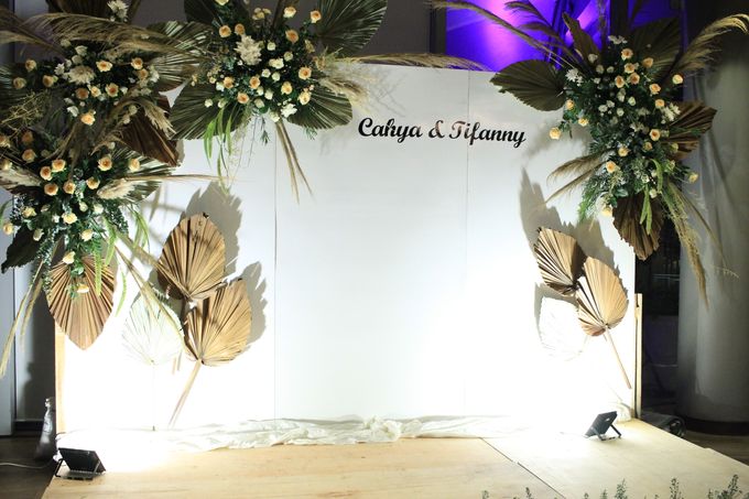 Jazz Wedding Entertainment - Double V Entertainment with Anthony stevven MC Intimate Open Restaurant Double Tree Jakarta by Anthony Stevven - 014 Jazz Wedding Entertainment - Double V Entertainment with Anthony stevven MC Intimate Open Restaurant Double Tree Jakarta by Anthony Stevven - 014