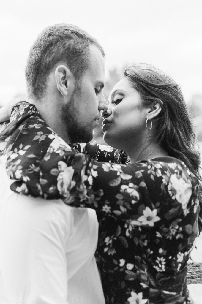 Sweethearts by Born in November Photographs - 017 Sweethearts by Born in November Photographs - 017