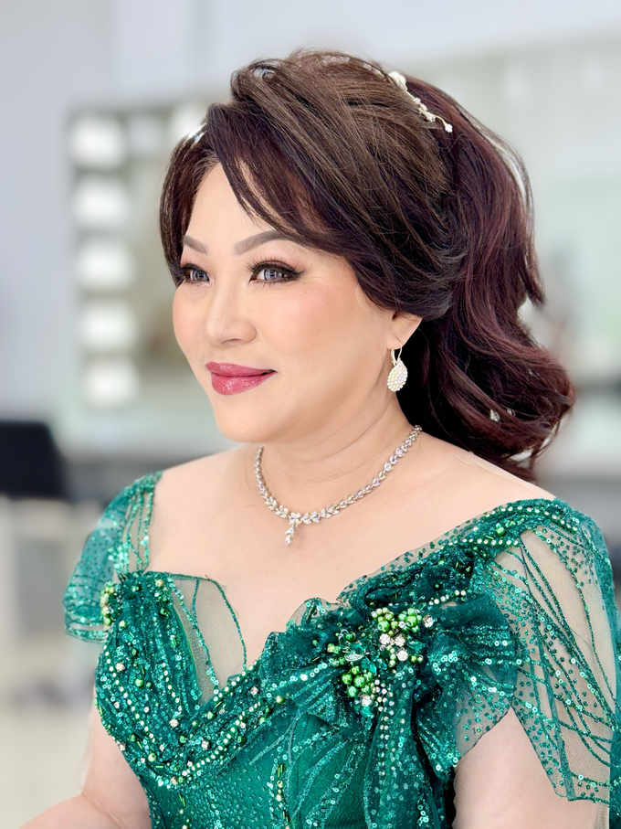 Facelift Makeup Hairdo Mom of Bride by Dee Sasta MUA - 007 Facelift Makeup Hairdo Mom of Bride by Dee Sasta MUA - 007