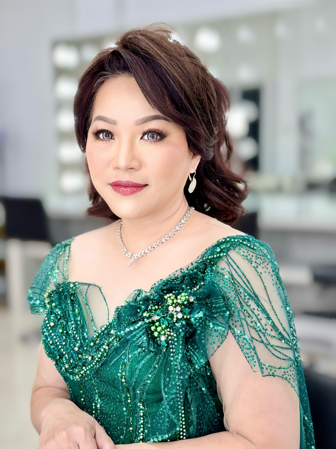 Facelift Makeup Hairdo Mom of Bride by Dee Sasta MUA - 013 Facelift Makeup Hairdo Mom of Bride by Dee Sasta MUA - 013