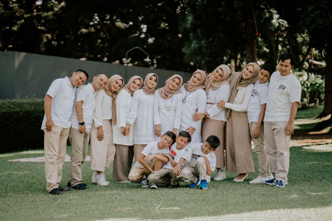 Family Potrait Eid Mubarak 1440H by Heaven Creative - 002 Family Potrait Eid Mubarak 1440H by Heaven Creative - 002
