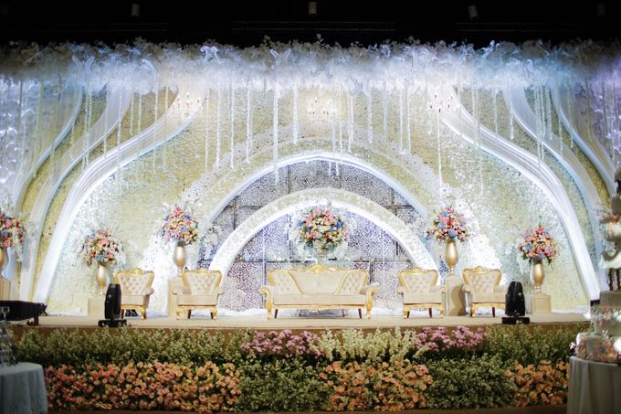 The Wedding of Raymoon Anjelina by The Swan Decoration - 033