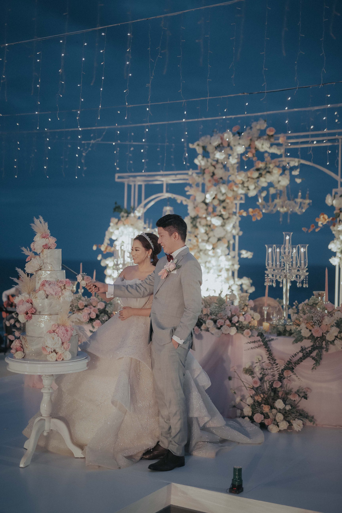 The Wedding of Randy and Sally by Delapan Bali Event & Wedding - 022 The Wedding of Randy and Sally by Delapan Bali Event & Wedding - 022