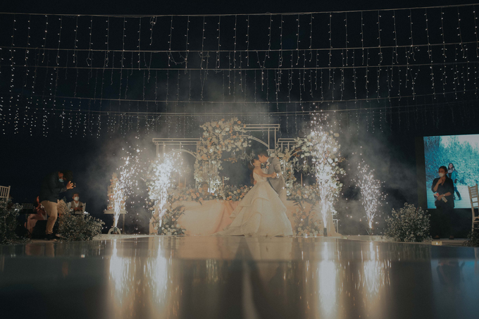 The Wedding of Randy and Sally by Delapan Bali Event & Wedding - 024 The Wedding of Randy and Sally by Delapan Bali Event & Wedding - 024