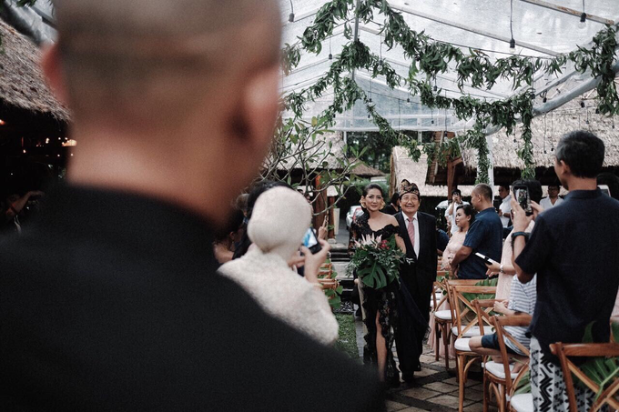 Black & Marsala Wedding of Ranggani & Ario by Delapan Bali Event & Wedding - 009 Black & Marsala Wedding of Ranggani & Ario by Delapan Bali Event & Wedding - 009