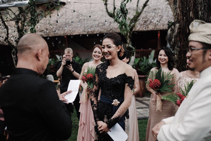 Black & Marsala Wedding of Ranggani & Ario by Delapan Bali Event & Wedding - 011 Black & Marsala Wedding of Ranggani & Ario by Delapan Bali Event & Wedding - 011