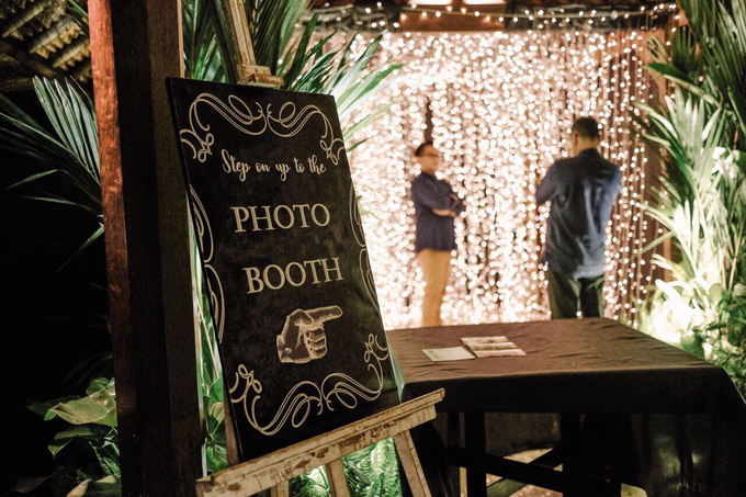 Black & Marsala Wedding of Ranggani & Ario by Delapan Bali Event & Wedding - 027 Black & Marsala Wedding of Ranggani & Ario by Delapan Bali Event & Wedding - 027