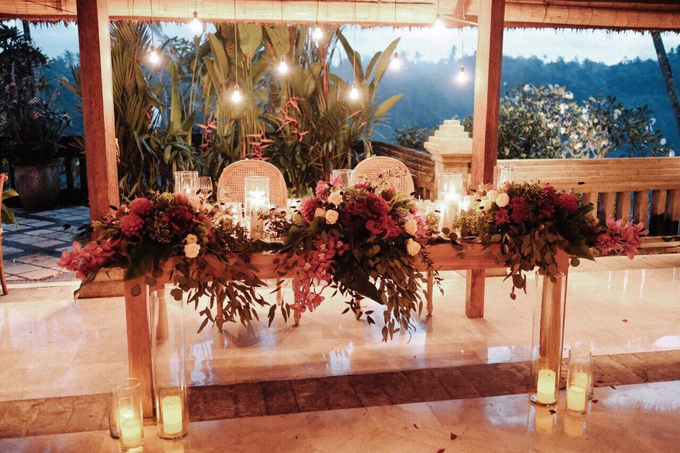 Black & Marsala Wedding of Ranggani & Ario by Delapan Bali Event & Wedding - 030 Black & Marsala Wedding of Ranggani & Ario by Delapan Bali Event & Wedding - 030