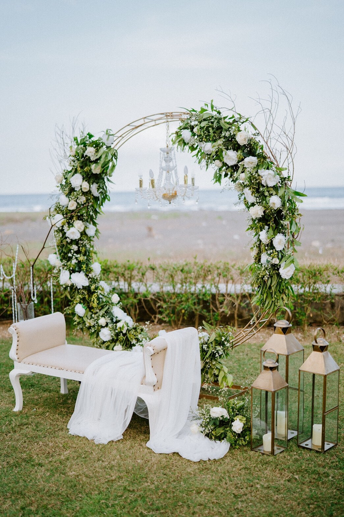 Wedding at the hometown of Putu & Berrnad by Delapan Bali Event & Wedding - 020 Wedding at the hometown of Putu & Berrnad by Delapan Bali Event & Wedding - 020