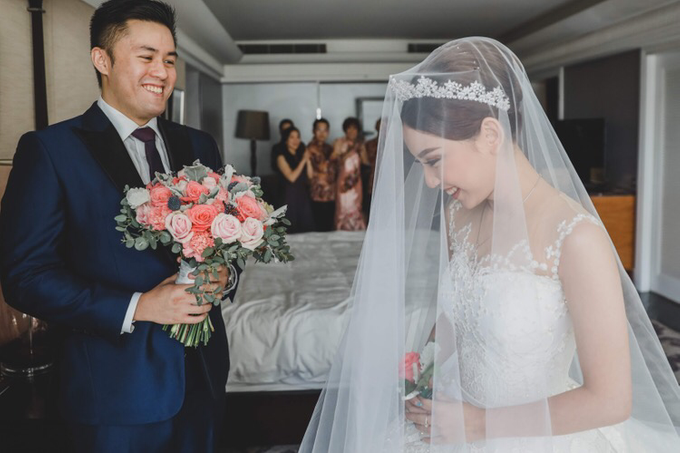 Wedding of Indra & Elaine (Kempinski) by Hian Tjen - 015 Wedding of Indra & Elaine (Kempinski) by Hian Tjen - 015