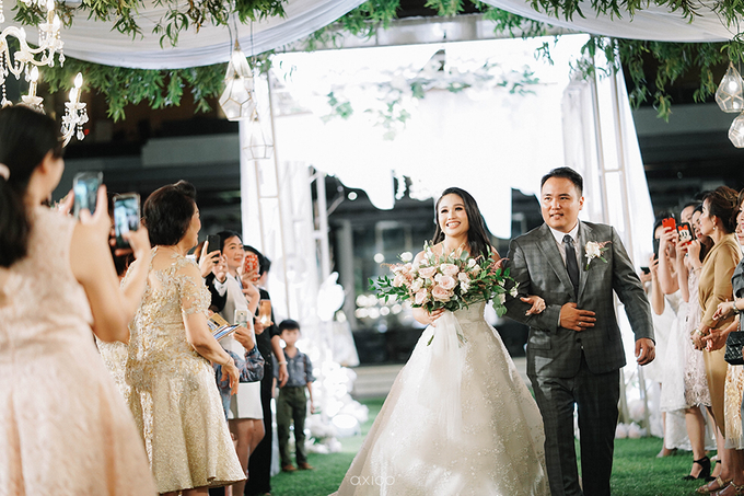 Wedding of Daniel & Emmilia (Ritz Carlton Bali) by Hian Tjen - 008