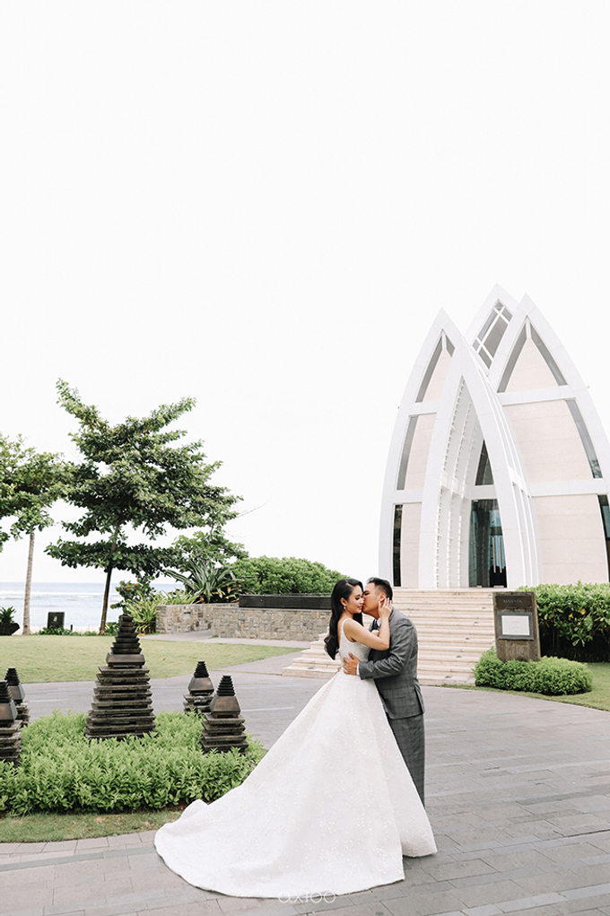 Wedding of Daniel & Emmilia (Ritz Carlton Bali) by Hian Tjen - 021