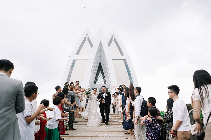 Wedding of Daniel & Emmilia (Ritz Carlton Bali) by Hian Tjen - 030