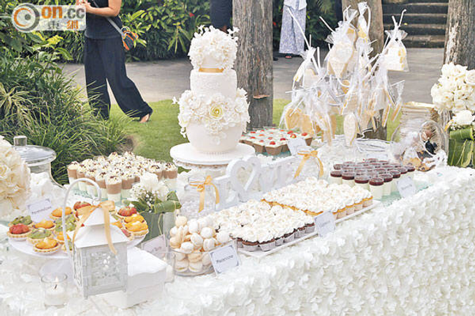 Sweet corner by Ixora Cakes, Breads and Pastries by Delicioso Gelato - 008 Sweet corner by Ixora Cakes, Breads and Pastries by Delicioso Gelato - 008