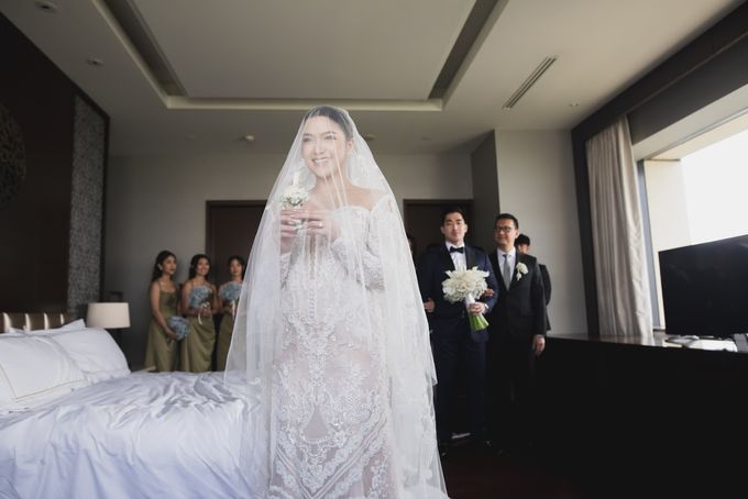Delphine & Marvel's Wedding by Aerea Flowers & Gifts - 001