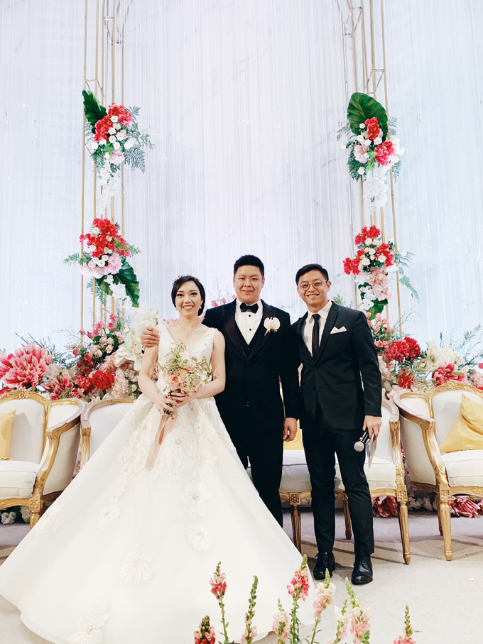 Fairmont Jakarta - Wedding of Arnold & Lyvia by Demas Ryan & Lasting Moments Entertainment - 008