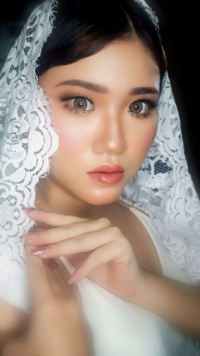 Bride makeup  by deristyana.makeup - 003