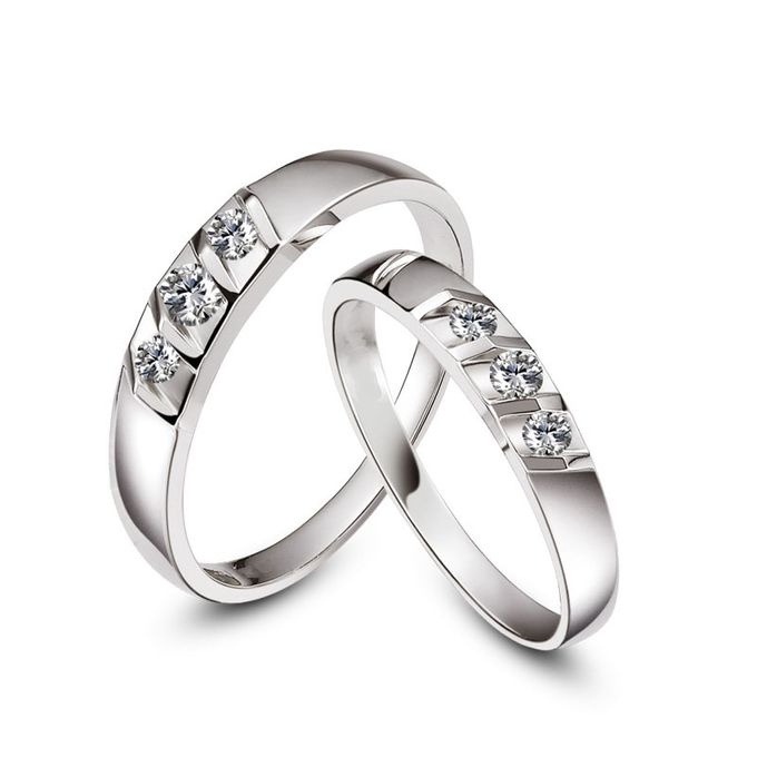 Tiaria Destiny Diamond Ring Perhiasan Cincin Pernikahan Emas dan Berlian by TIARIA - 002 Tiaria Destiny Diamond Ring Perhiasan Cincin Pernikahan Emas dan Berlian by TIARIA - 002