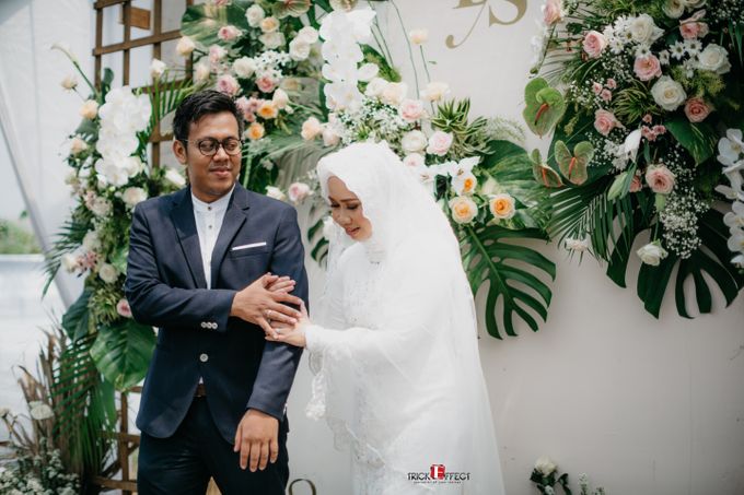 The Wedding of Dini & Sigit by Trickeffect - 032 The Wedding of Dini & Sigit by Trickeffect - 032