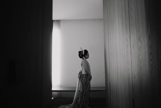 Dhita & Rezky Wedding at The Allwynn Grand Ballroom by AKSA Creative - 015 Dhita & Rezky Wedding at The Allwynn Grand Ballroom by AKSA Creative - 015