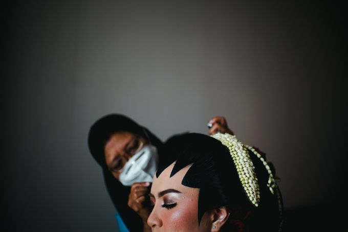 Dhita & Rezky Wedding at The Allwynn Grand Ballroom by AKSA Creative - 028 Dhita & Rezky Wedding at The Allwynn Grand Ballroom by AKSA Creative - 028