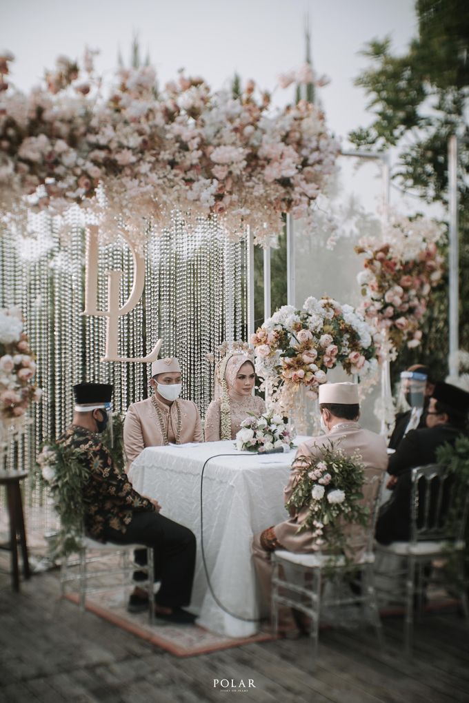 Dyah & Luthfi Wedding Decoration at The Hive by Mason Pine by Valentine Wedding Decoration - 014